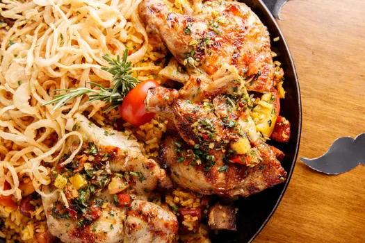 Arroz con Pollo a la Jardinera