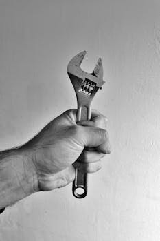Llave Ajustable (Francesa) Total