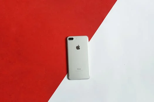 Silver 128GB